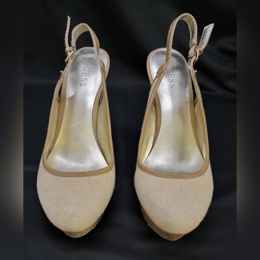 GUESS Slingback Close Toe Wedges‎ Size 9.5